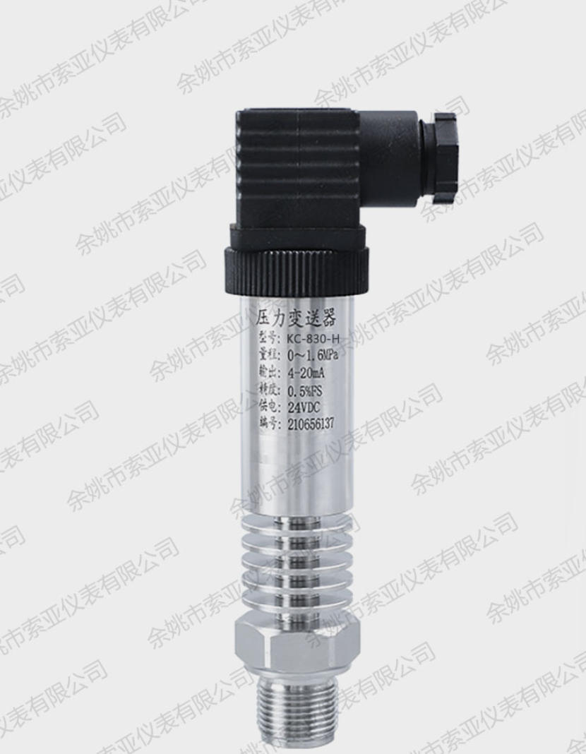 石油输送管道的智能守护者：压力变送器如何化解安全与效率难题